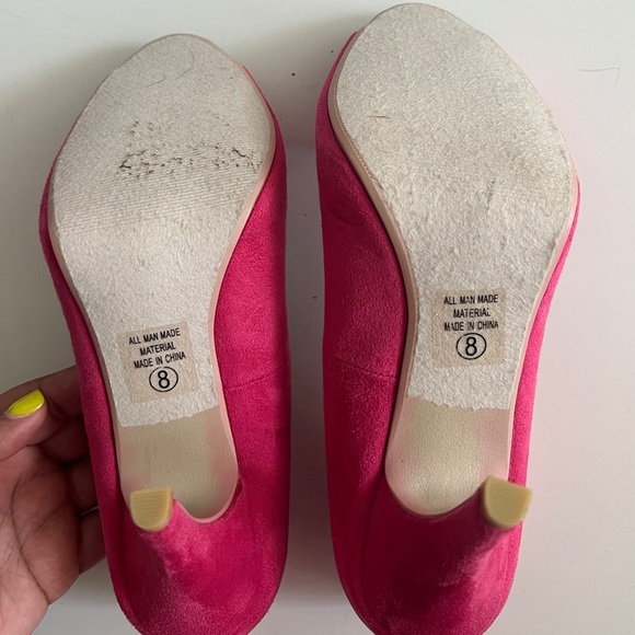 Pink Faux Suede Peep Toe Heels – Size 8 | 4” Heel | Gold Ribbon Accent - Picture 4 of 4